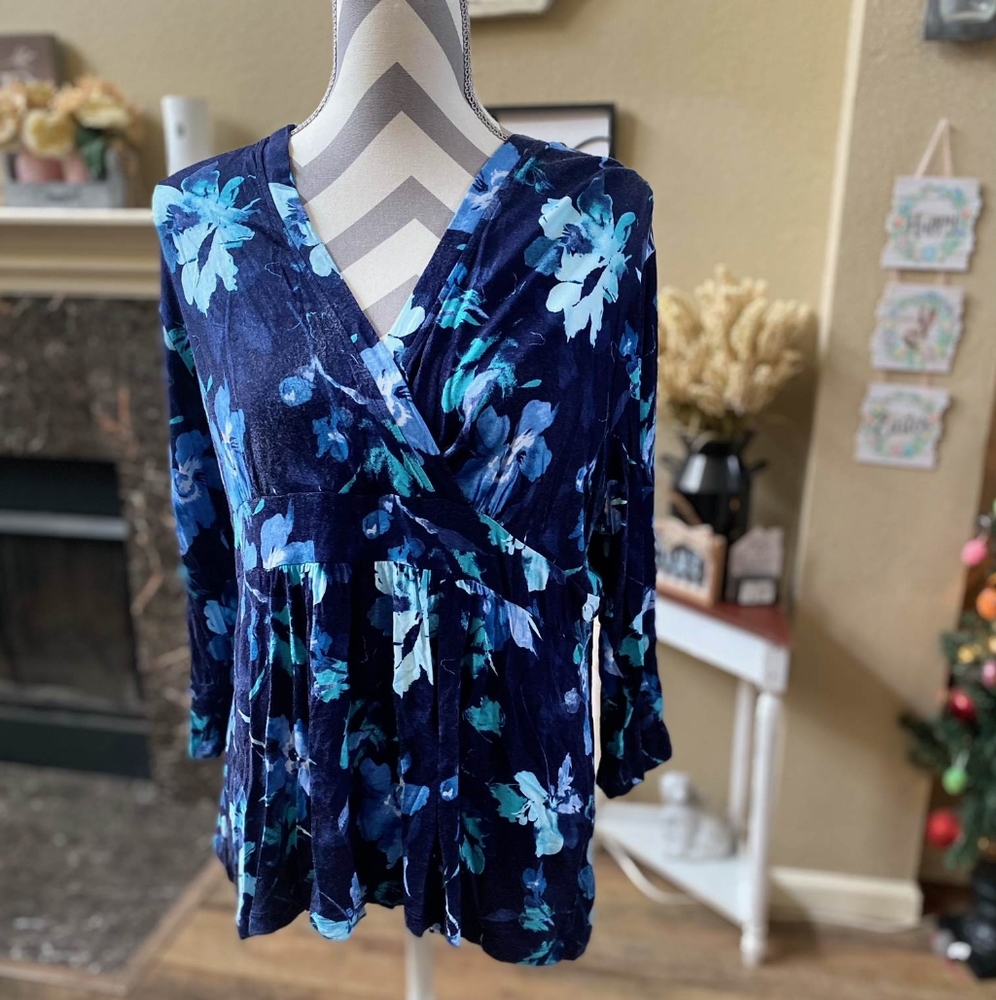 Plus size XXL peplum dark blue floral 3/4 sleeve top